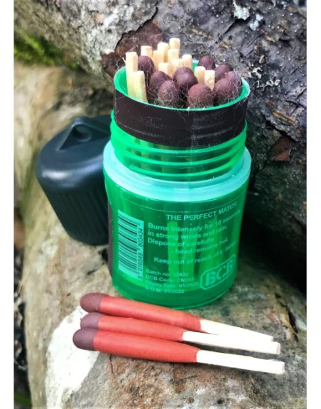 BCB - Stormtændstikker, 25 stk i vandtæt hylster