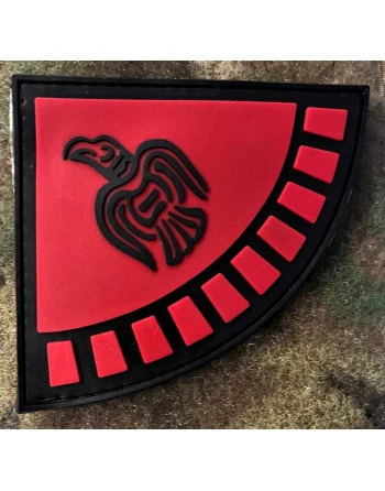 Ravne Banner på velcro, PVC, Blodrød og sort