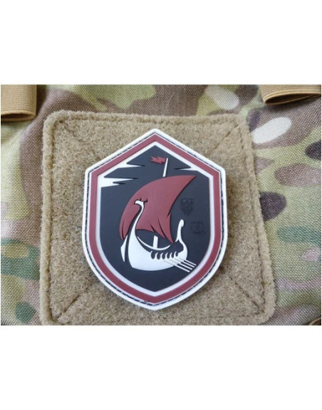 Drageskib med Rødt sejl - 3D PVC Patch