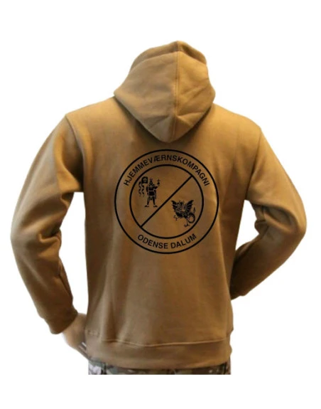 Lancer Hoodie, Coyote med Pionerpatruljedeling Fyn, tryk på ryg
