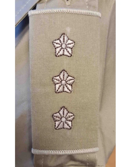 Gradstegn Kaptajn, Khaki til strop