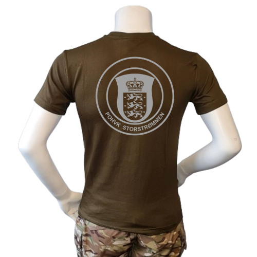 LANCER - T-shirt, Oliven m. POHVK Storstrømmen, tryk på bryst