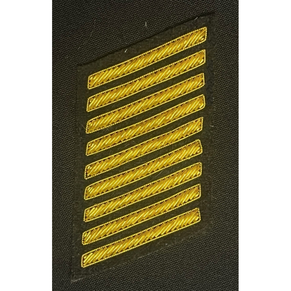 27 års anciennitetsmærke til Selskabsuniform