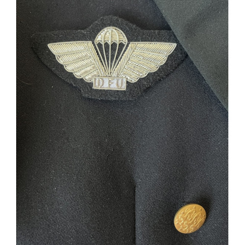 DFU Education Level Silver parachute wings, Silver embroidery for Smoking Uniform