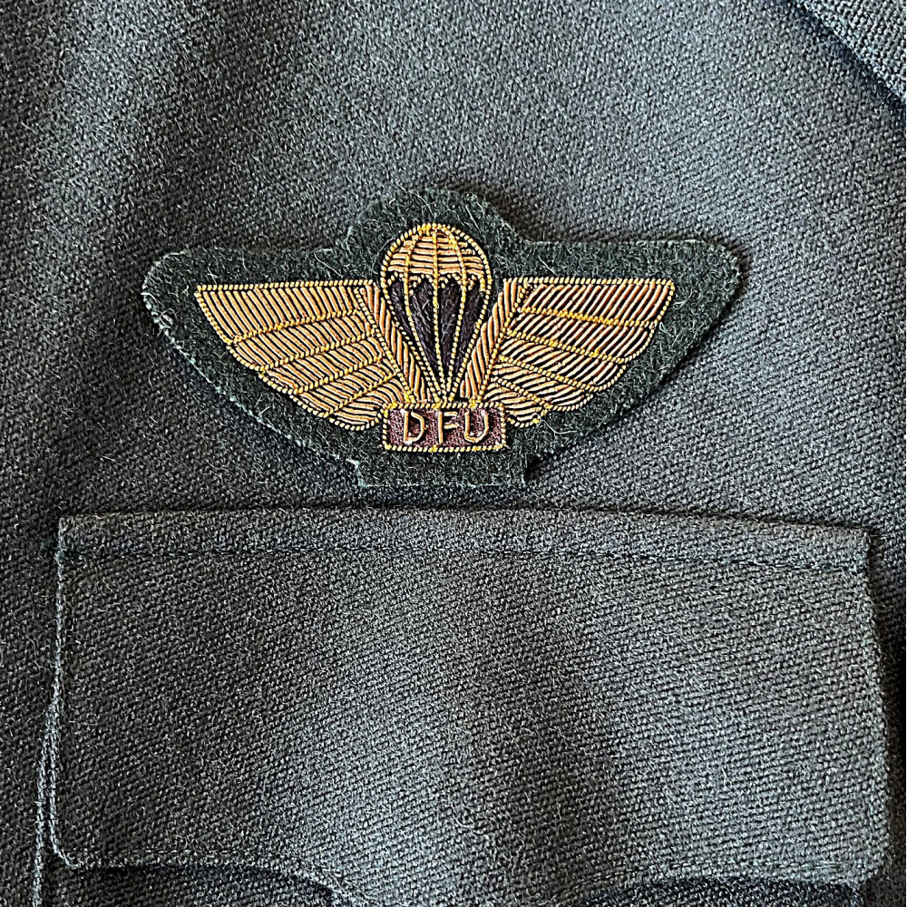 DFU Education Level Bronze parachute wings, Bronze embroidery for uniform M/69