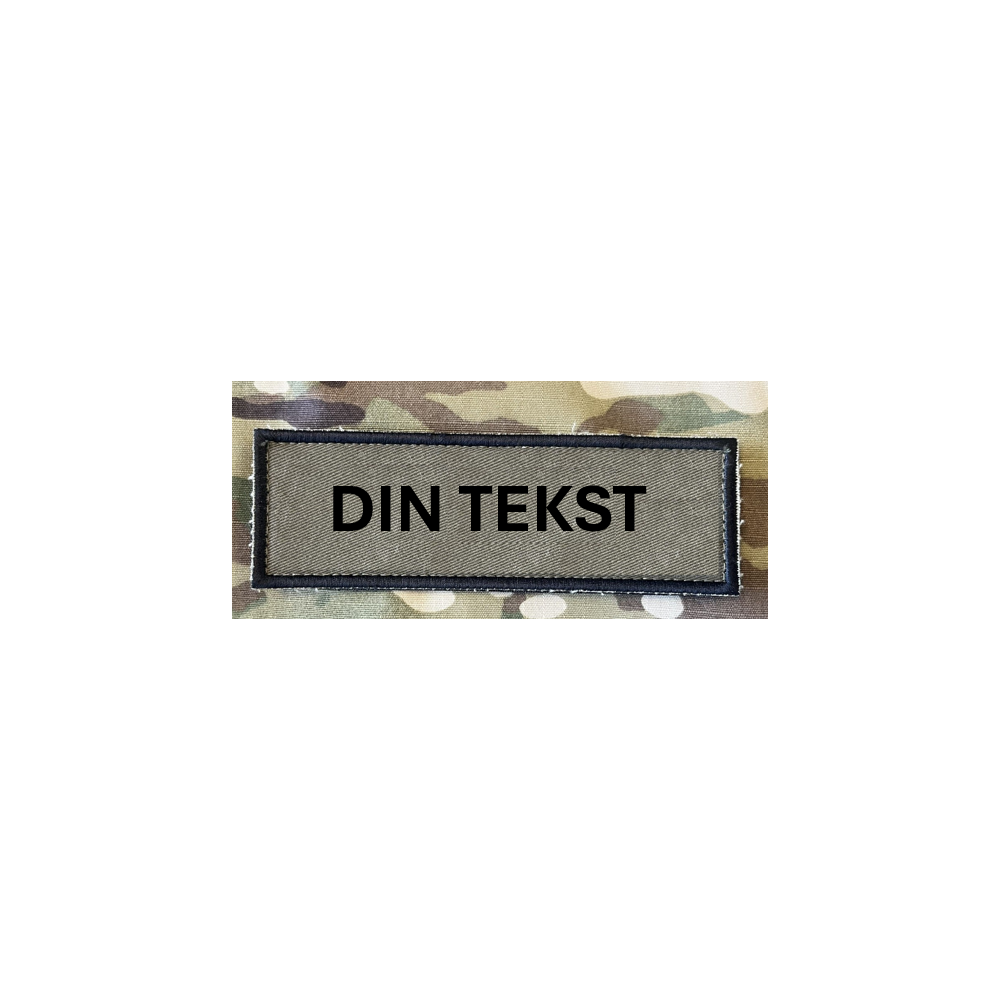4 STK "DIN TEKST" Ærmemærke på Velcro, 3 x 9 cm