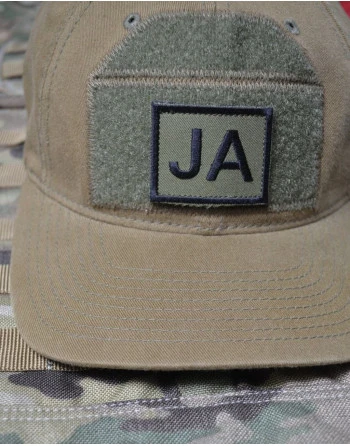 Patch til JA Hatten - Sort/Oliven - med velcro