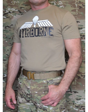 ParaWings T-shirt i MTS-Khaki, Stort Airborne/hvid hollandsk vinge på bryst