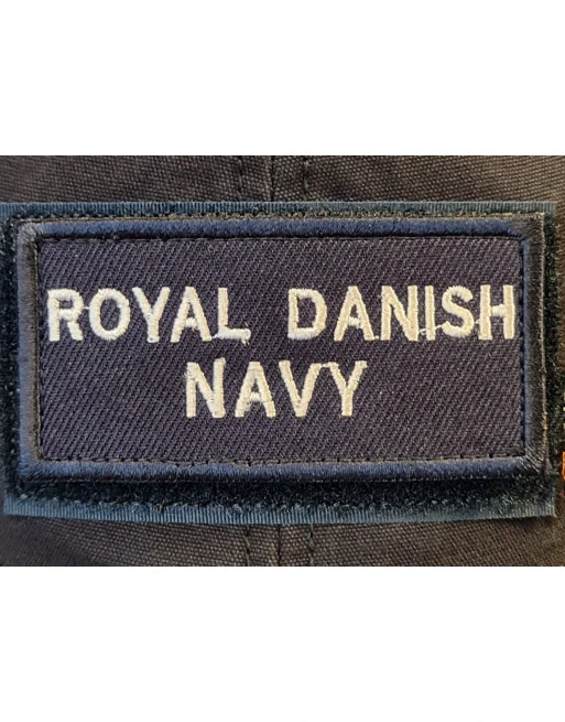 Royal Danish Navy (Delt) ærmemærke, hvid/marineblå på velcro Royal Danish Navy (Delt) ærmemærke, hvid/marineblå på velcro