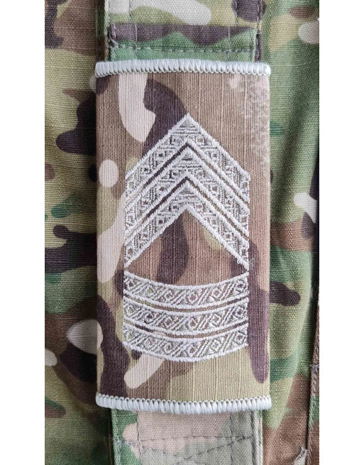 Feltgradstegn Seniorsergent, MultiCam til strop Feltgradstegn Seniorsergent, MultiCam til strop