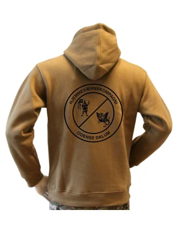 Lancer Hoodie, Coyote med Pionerpatruljedeling Fyn, tryk på ryg