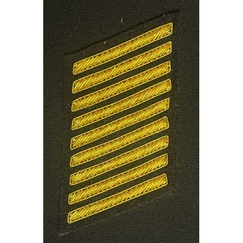 27 års anciennitetsmærke til Selskabsuniform